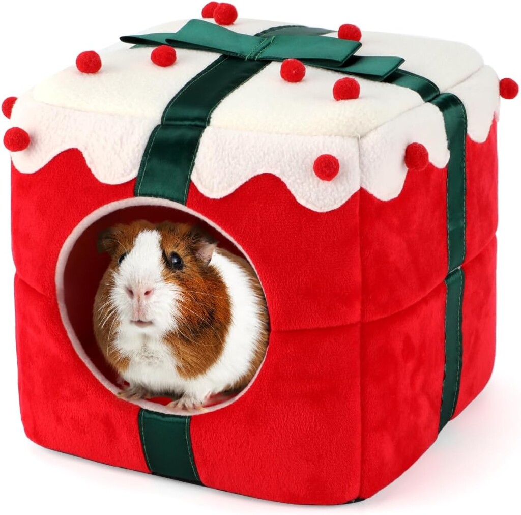 BWOGUE Christmas Guinea Pig Hideout, Winter Warm Guinea Pig Bed Cave Washable Small Animal Christmas Nest House Cage Accessory for Dwarf Rabbit Bunny Ferret Hamster Chinchilla Hedgehog